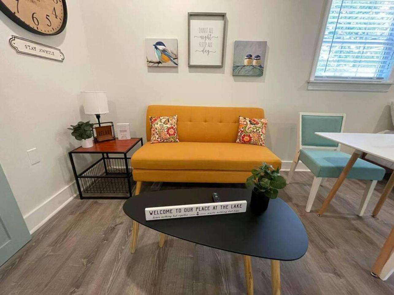 Beautifully Renovated Studio 2 Miles From Marina! Winchester Exterior foto